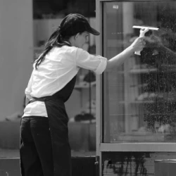 1 februari 2020: Ramen lappen voor World Servants